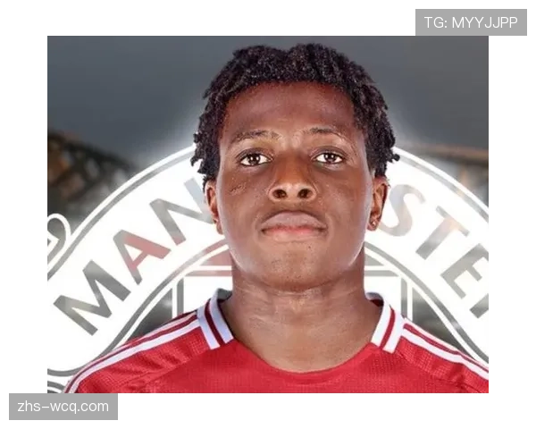 特写:莱切后卫多古在防守中断球后,与队友迅速呼喊完成防守转换 特写:莱切后卫多古在防守中断球后,与队友迅速呼喊完成防守转换